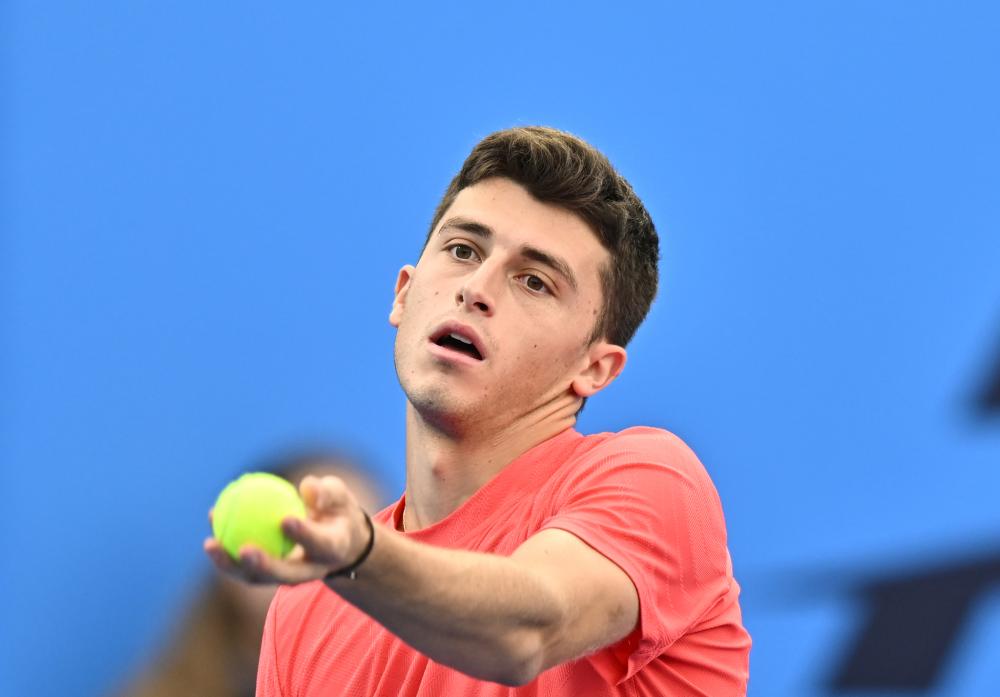 激烈交织的 激烈交织的